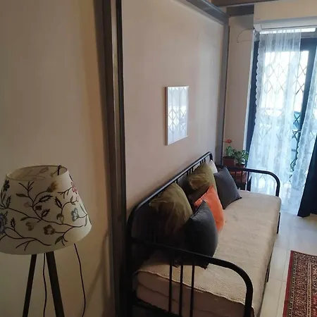 Short Loft At * Салоники